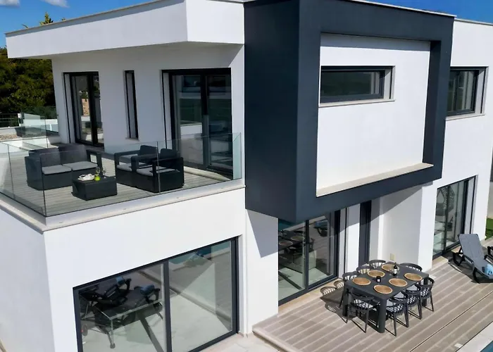 Atlantica One Luxury And Unique With Ocean View Вилла Лориньян