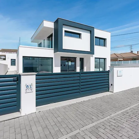 Villa Atlantica One Luxury And Unique With Ocean View Lourinhã